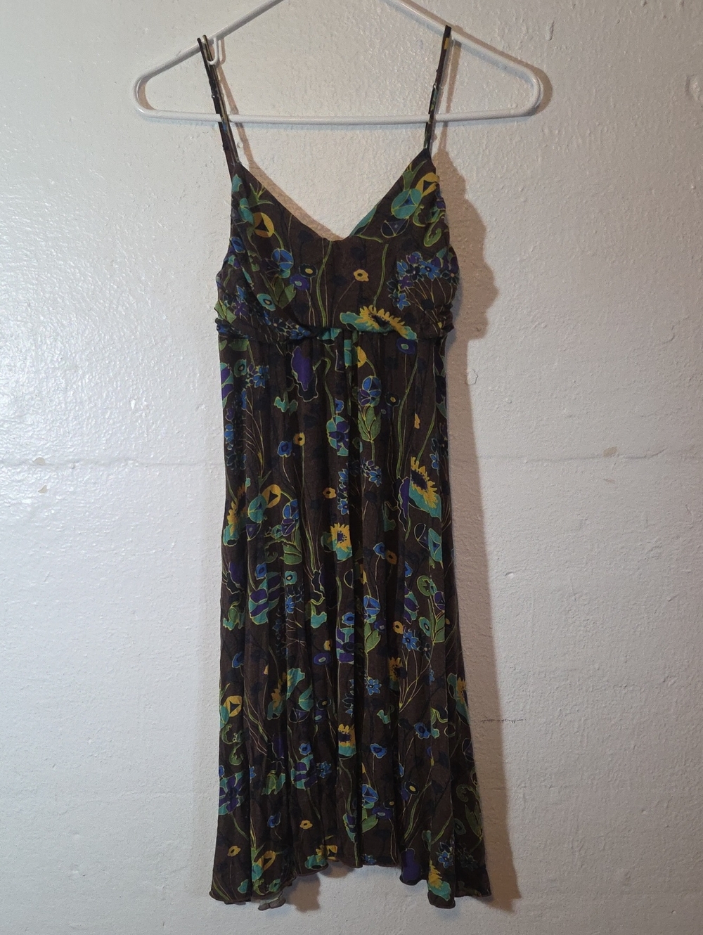 Floral Spaghetti-Strap Mini Dress in Brown and Green Y2K Vintage Womens Small